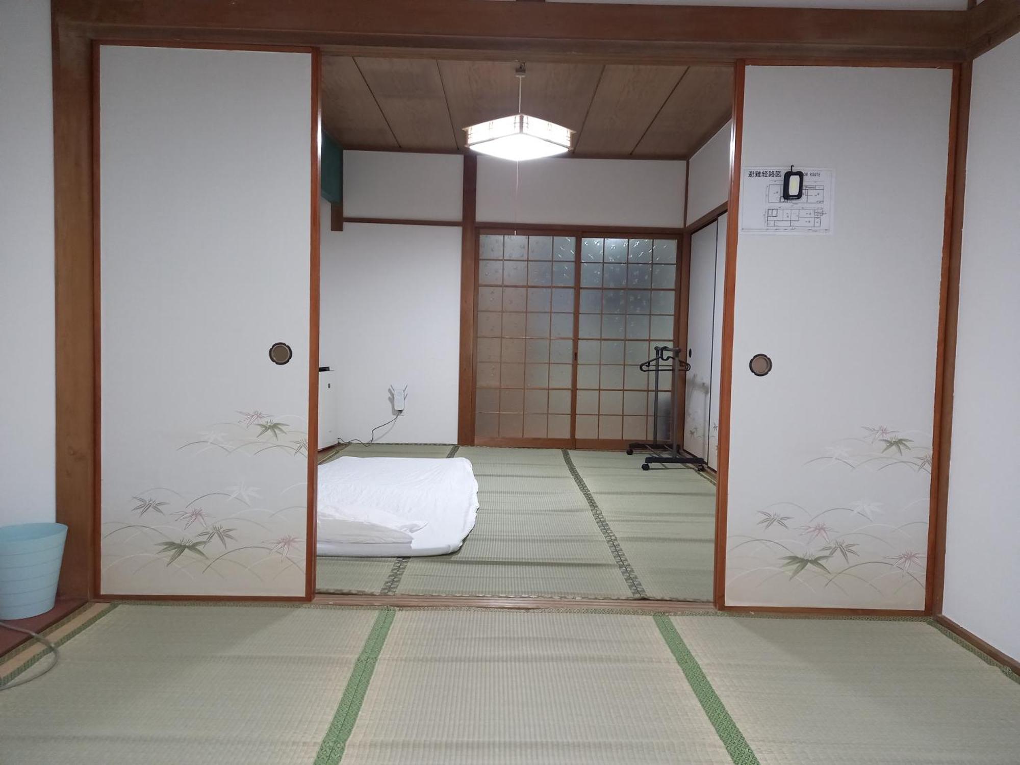 Lucky House Guest House Osaka Eksteriør billede