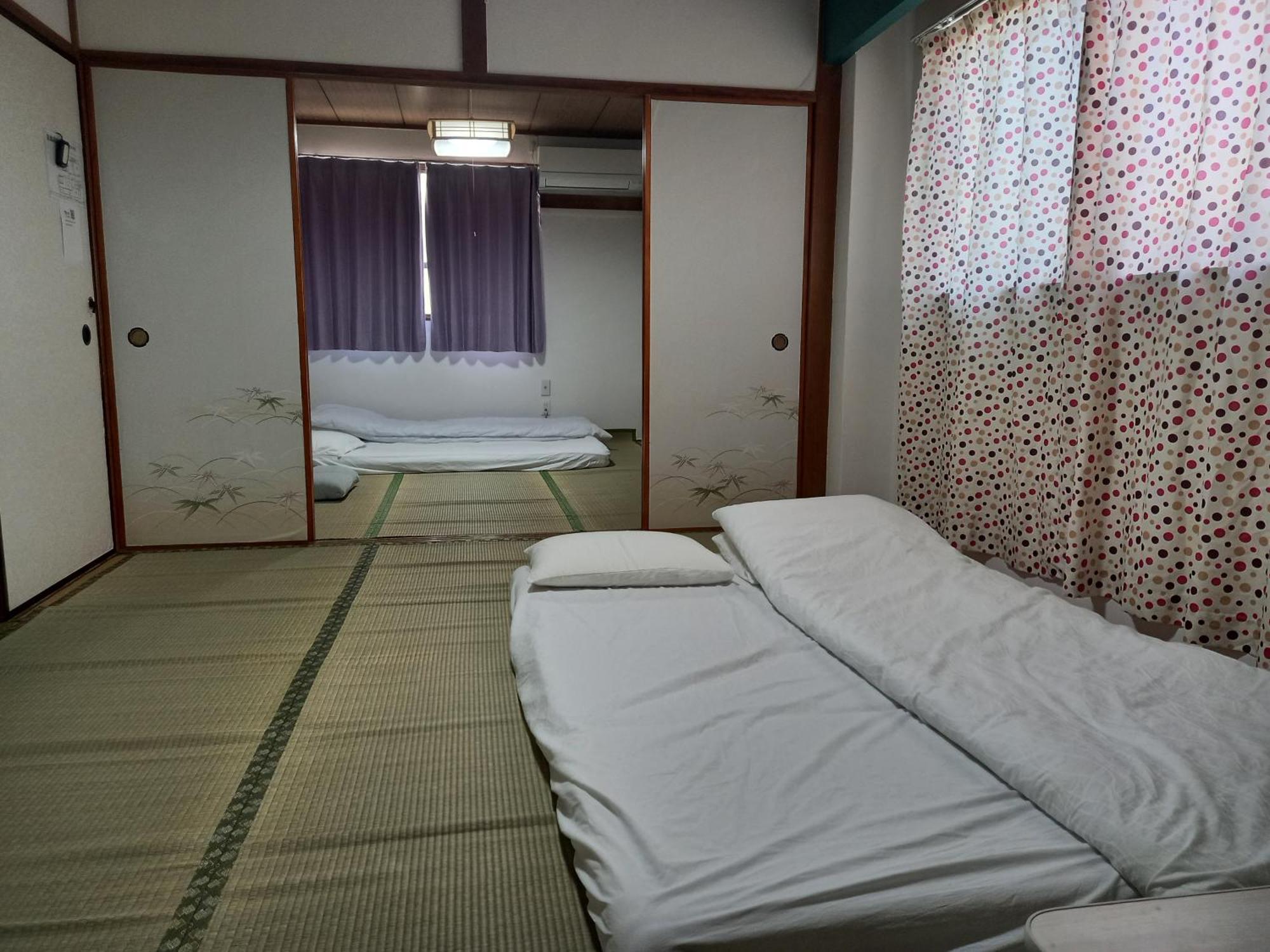 Lucky House Guest House Osaka Eksteriør billede